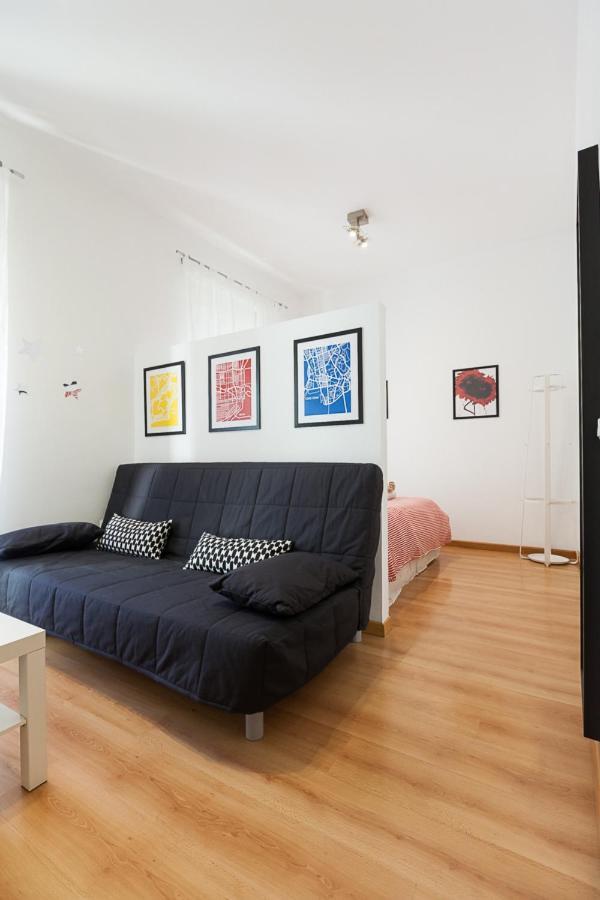 Peral Home Cozy Apartment Sevilla Eksteriør billede