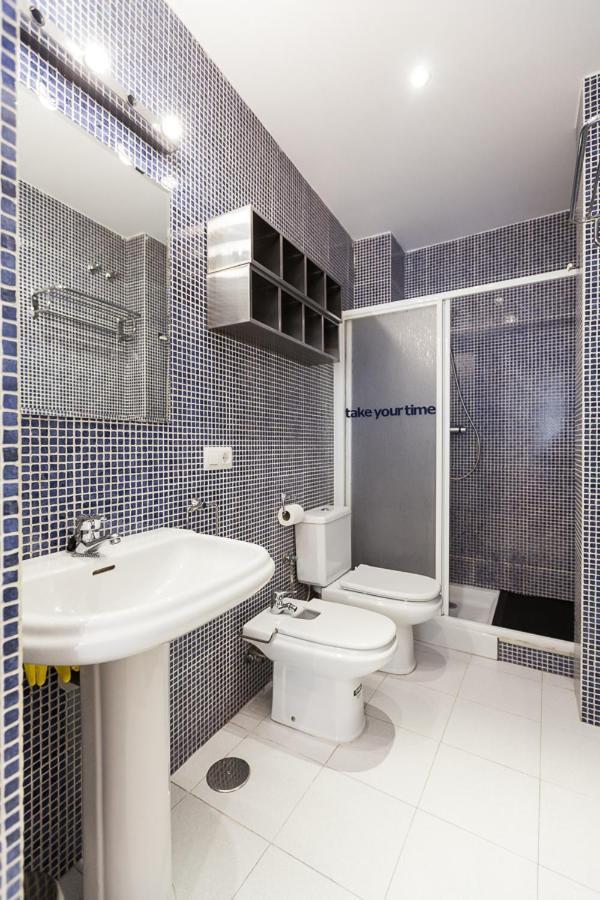 Peral Home Cozy Apartment Sevilla Eksteriør billede